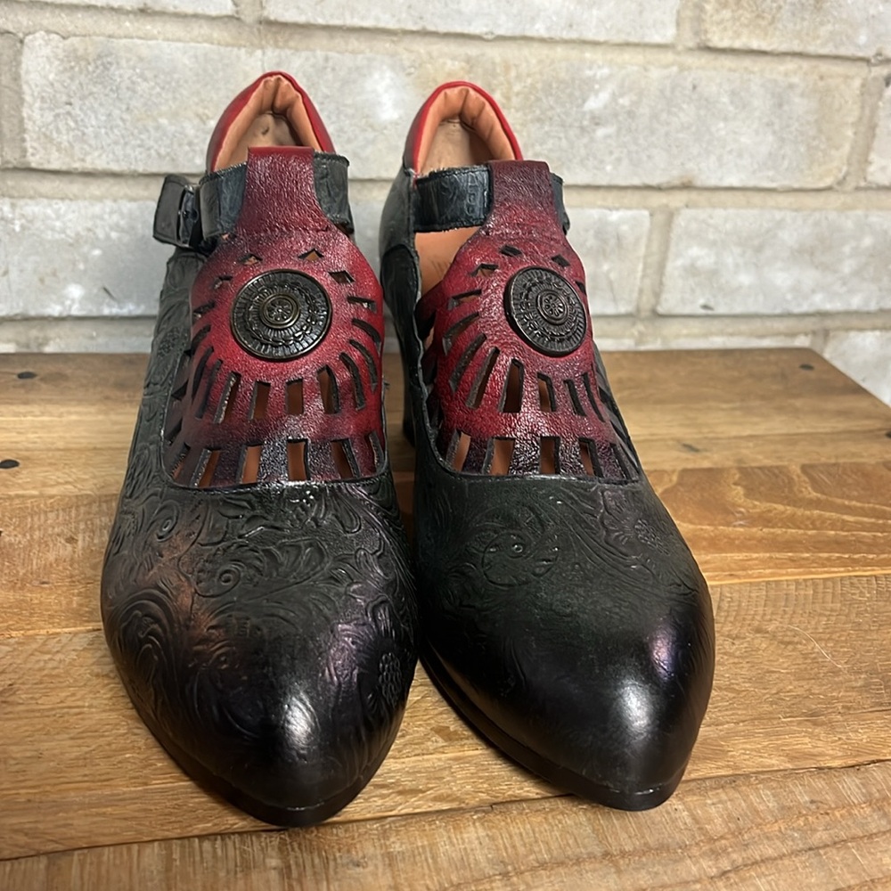 L'Artiste Aprileive Mary Jane Pump - Picture 3 of 12